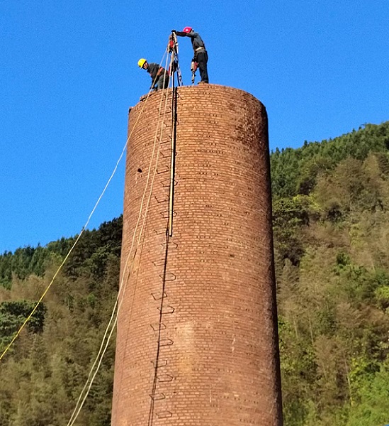 宜宾高空拆除公司:我们在行动,安全环保,一步到位！